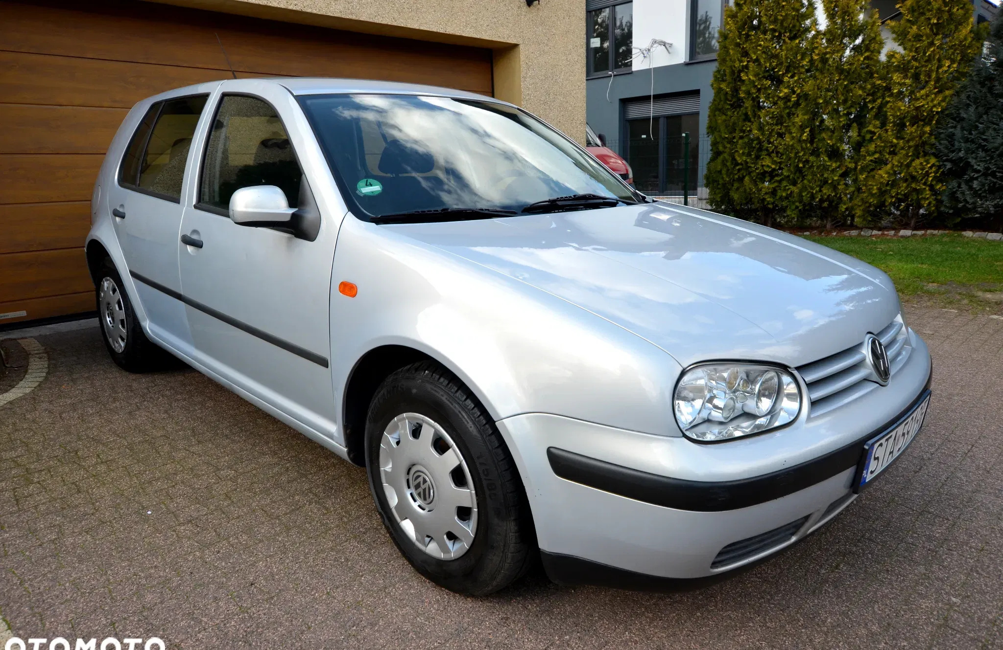 volkswagen Volkswagen Golf cena 7700 przebieg: 220000, rok produkcji 1999 z Nowa Ruda